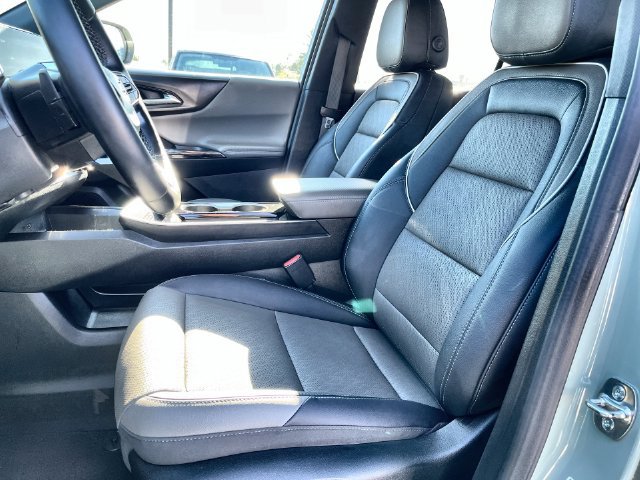 Certified 2025 Chevrolet Equinox LT w/ Convenience Package II AWD/4WD image 21