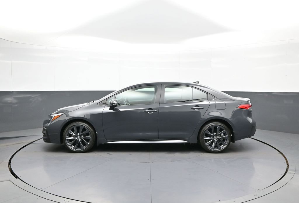 Used 2024 Toyota Corolla SE FWD image 9