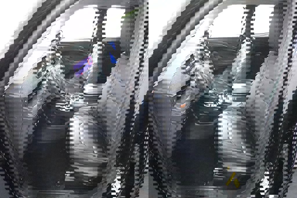 Certified 2025 Ford Mustang Mach-E Premium image 10