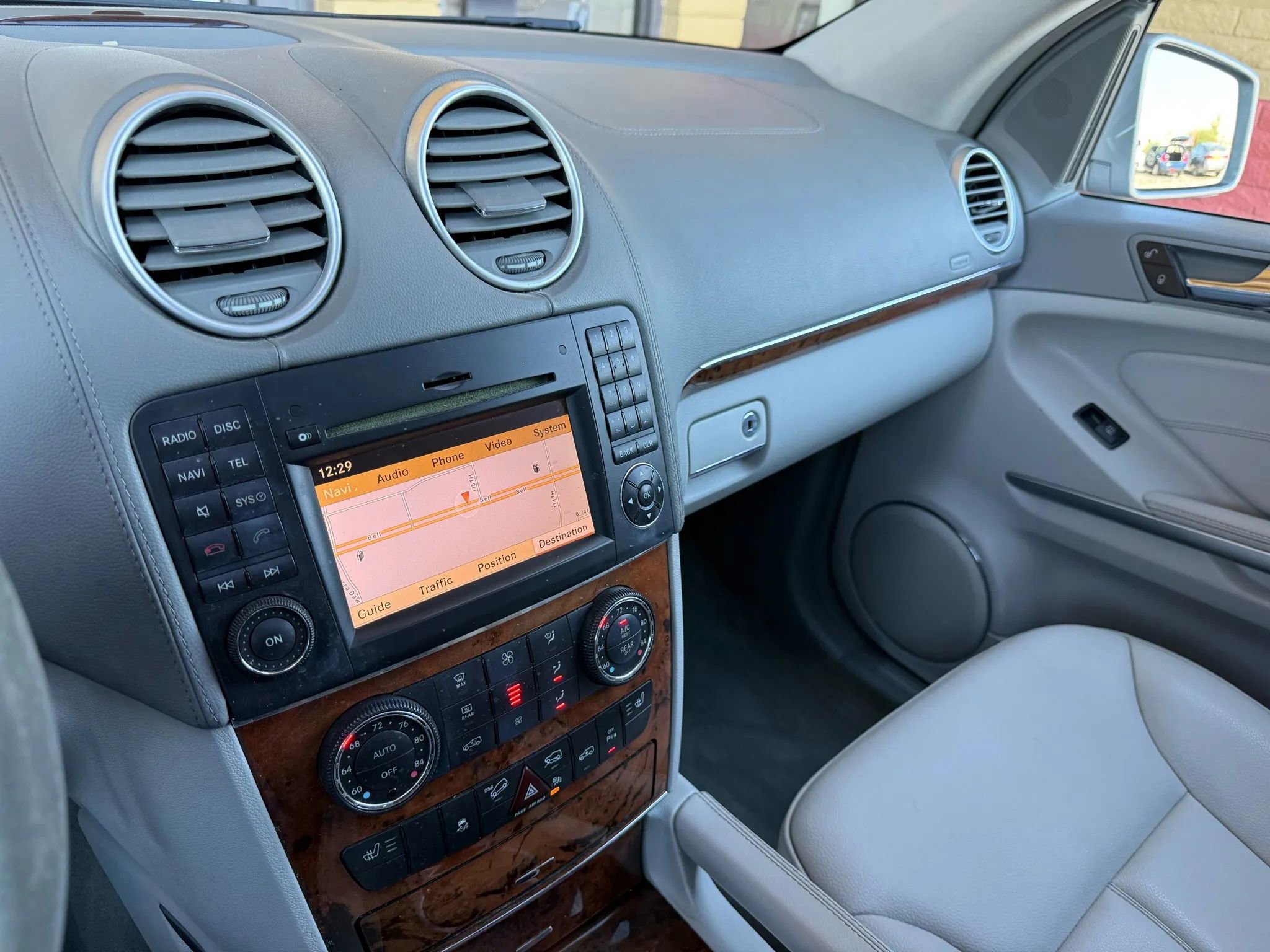 Used 2012 Mercedes-Benz GL 320 BlueTEC 4MATIC image 32
