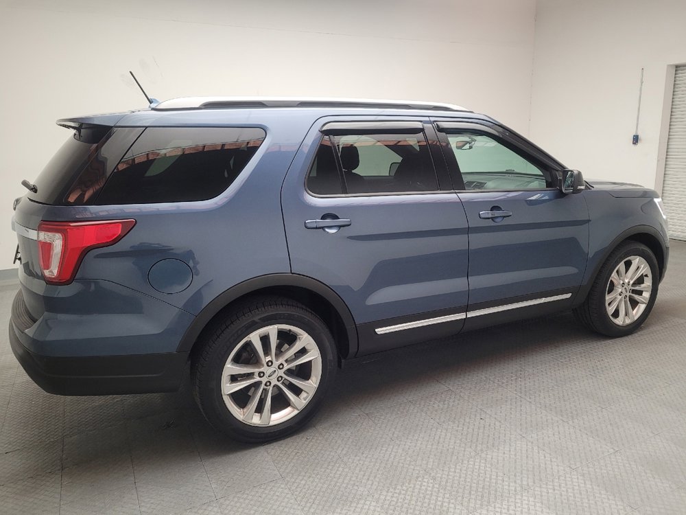 Used 2019 Ford Explorer XLT w/ Equipment Group 202A image 10