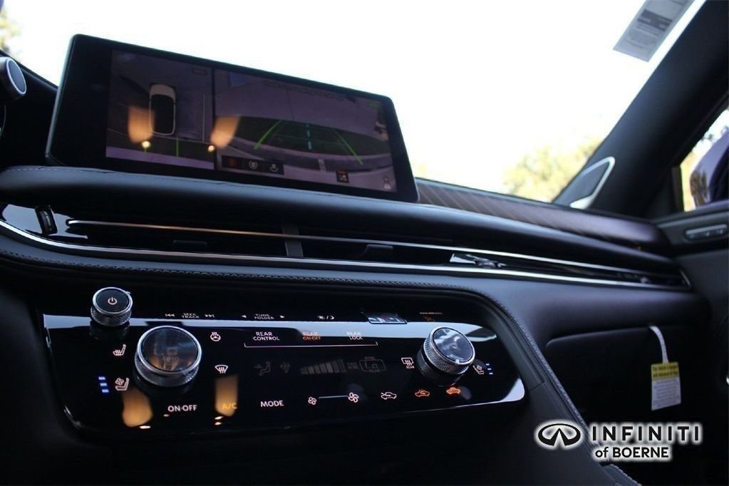 Certified 2026 INFINITI QX60 Autograph w/ Dark Cargo Package image 9