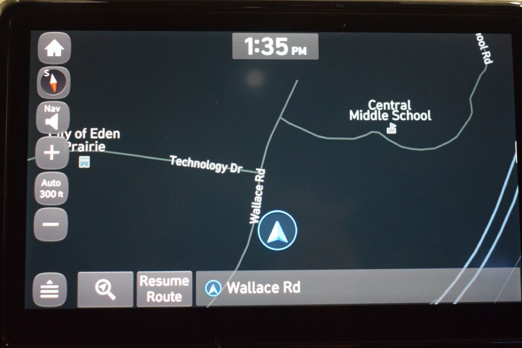 Used 2021 Hyundai Veloster N image 26