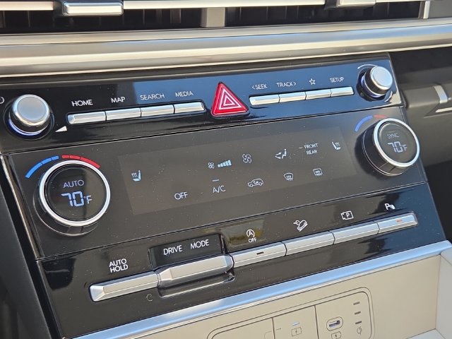 Certified 2026 Hyundai Santa Fe SEL FWD image 28