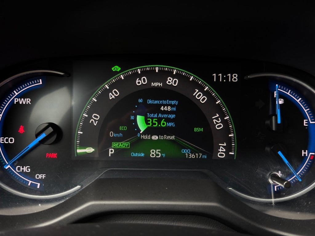 Used 2025 Toyota RAV4 XLE AWD/4WD image 10