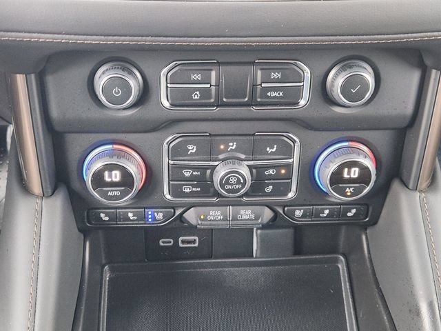 Used 2023 Chevrolet Tahoe High Country w/ Advanced Technology Package AWD/4WD image 13
