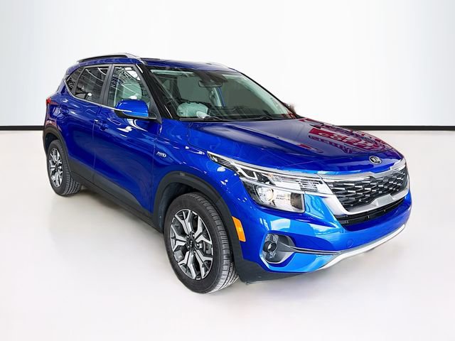 Used 2021 Kia Seltos EX image 3