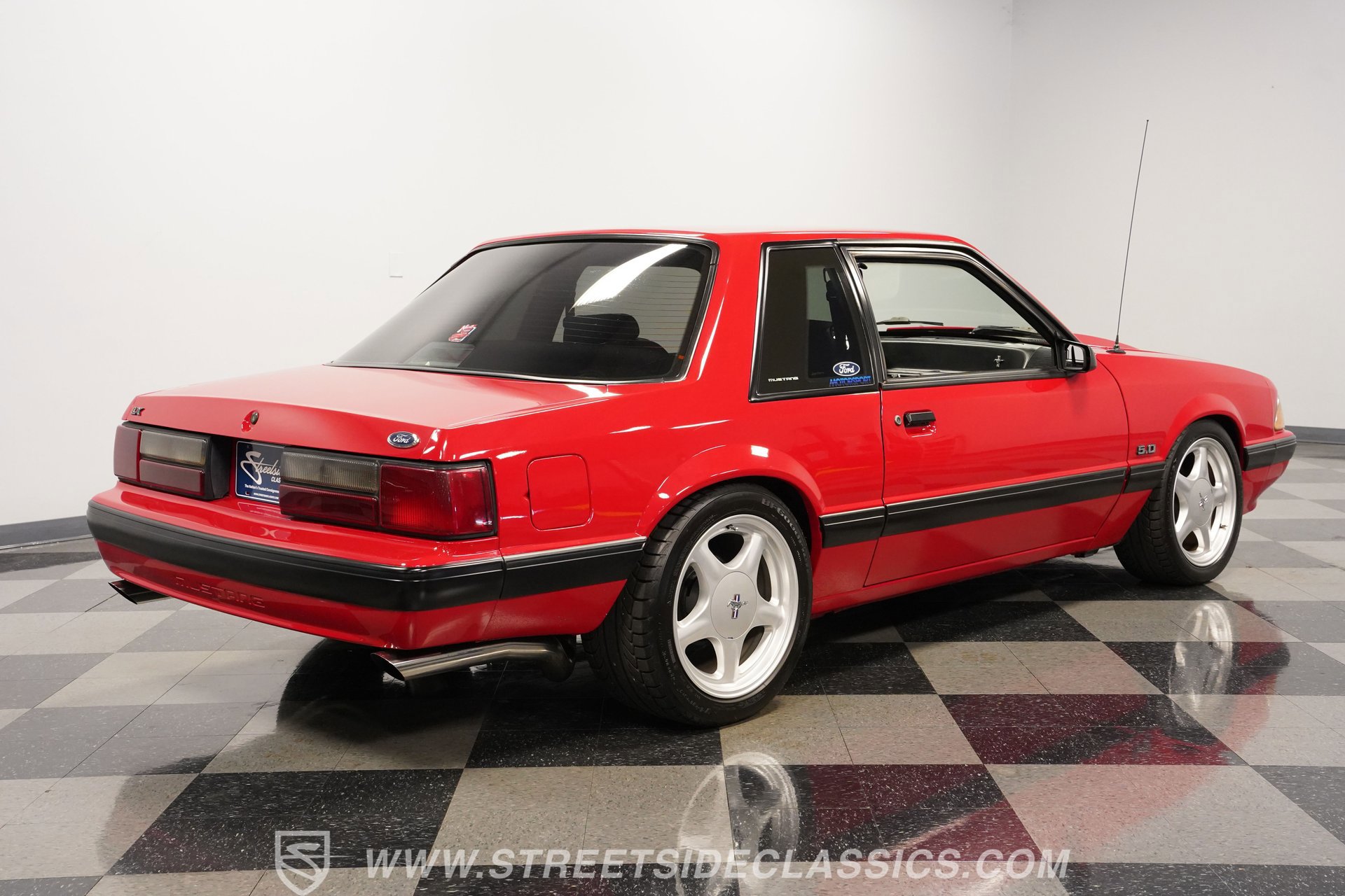 Used 1991 Ford Mustang LX RWD image 12
