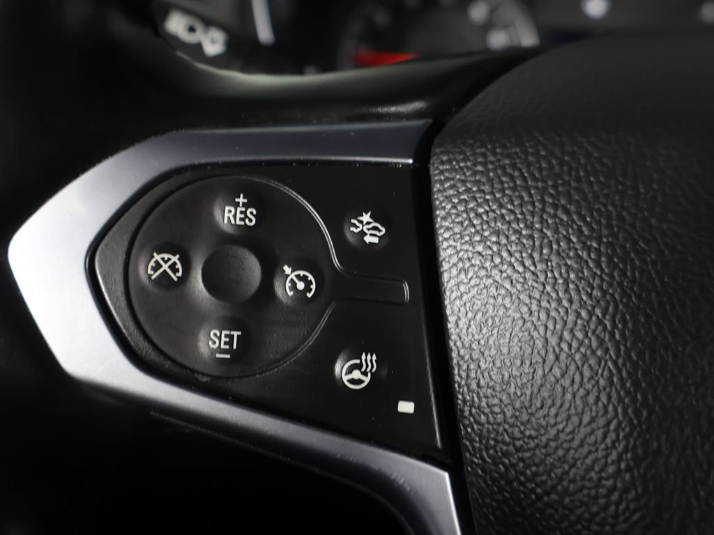 Used 2023 Chevrolet Traverse RS AWD/4WD image 46