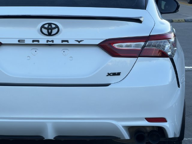 Used 2019 Toyota Camry XSE w/ Navigation Package FWD image 9