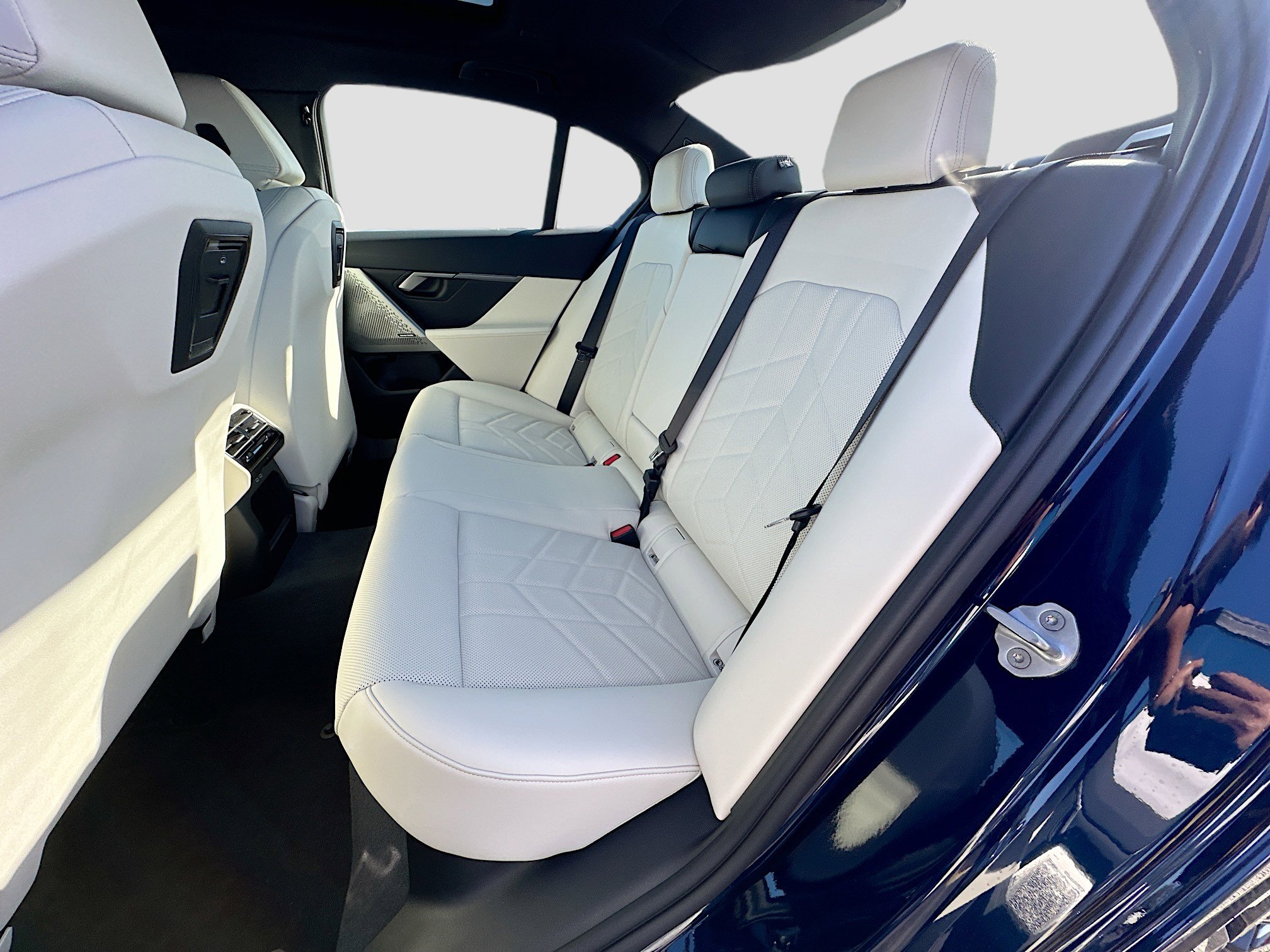 New 2026 BMW 530i w/ M Sport Package image 19