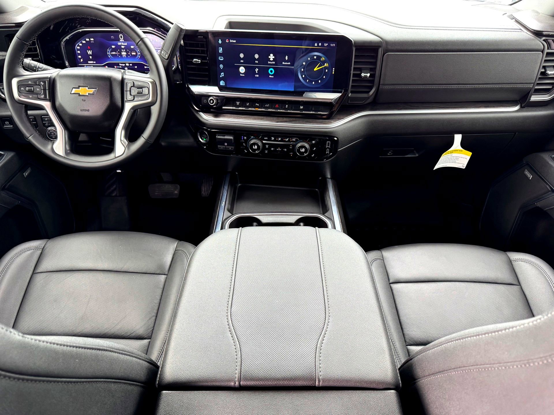 Used 2025 Chevrolet Silverado 2500 LTZ w/ LTZ Convenience Package image 23