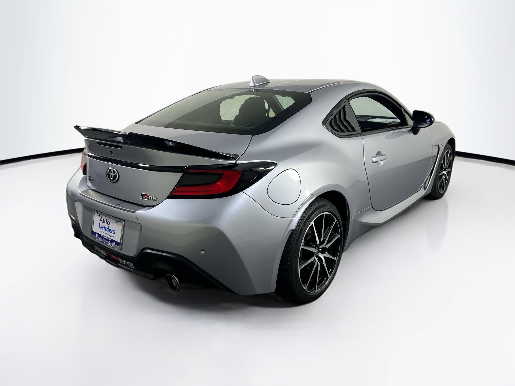 Used 2025 Toyota GR86 w/ ALL Weather Mat Package (TMS) image 5