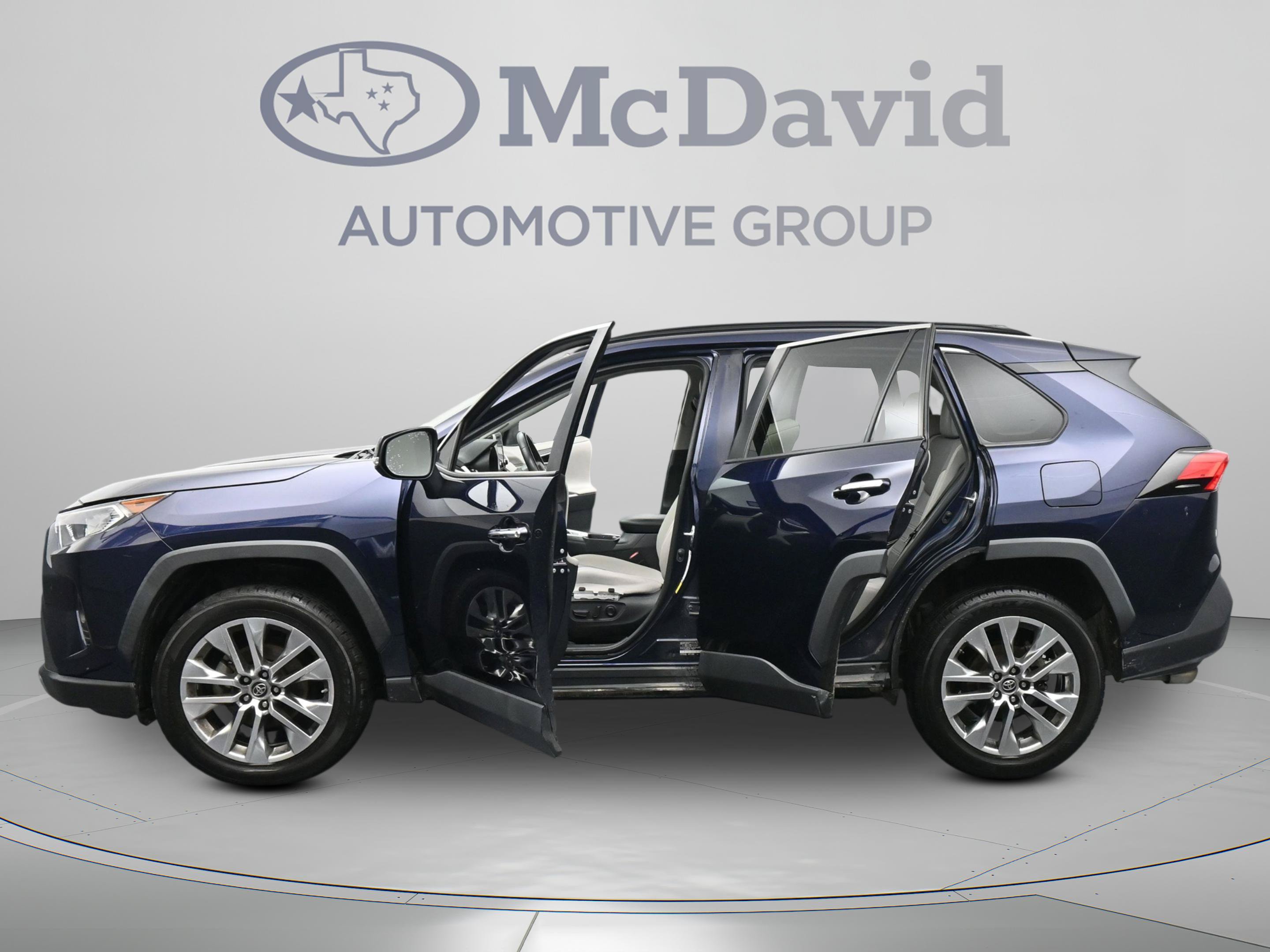 Used 2019 Toyota RAV4 Limited w/ Cold Weather Package FWD image 42