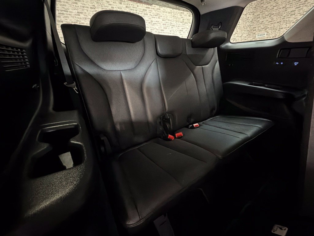 Used 2020 Hyundai Palisade SEL FWD image 14