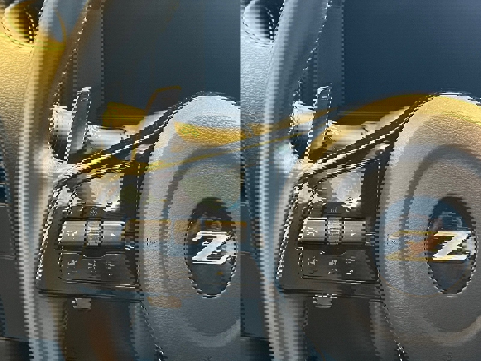 Certified 2024 Nissan Z Performance w/ Floor Mat Package image 15