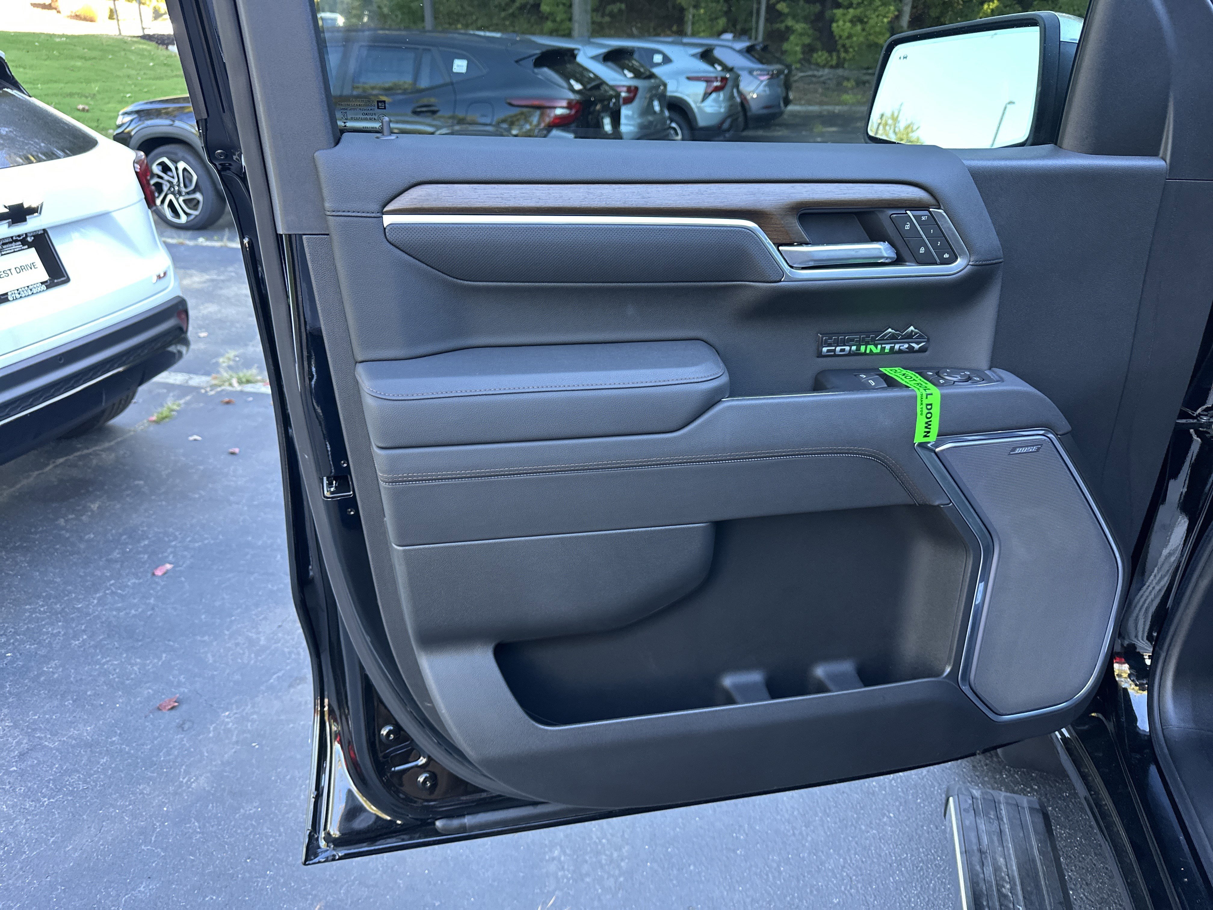 New 2025 Chevrolet Silverado 1500 High Country image 9