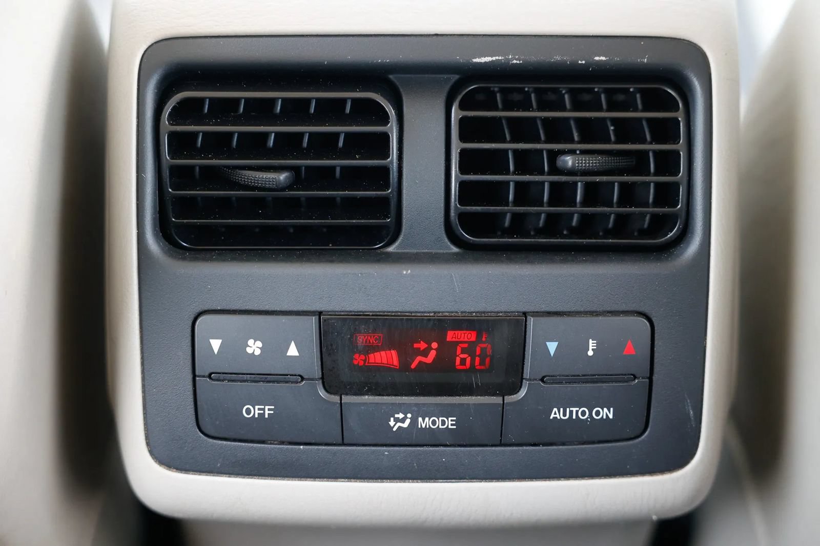 Used 2011 MAZDA CX-9 Grand Touring w/ Moonroof & Bose Audio Pkg FWD image 45