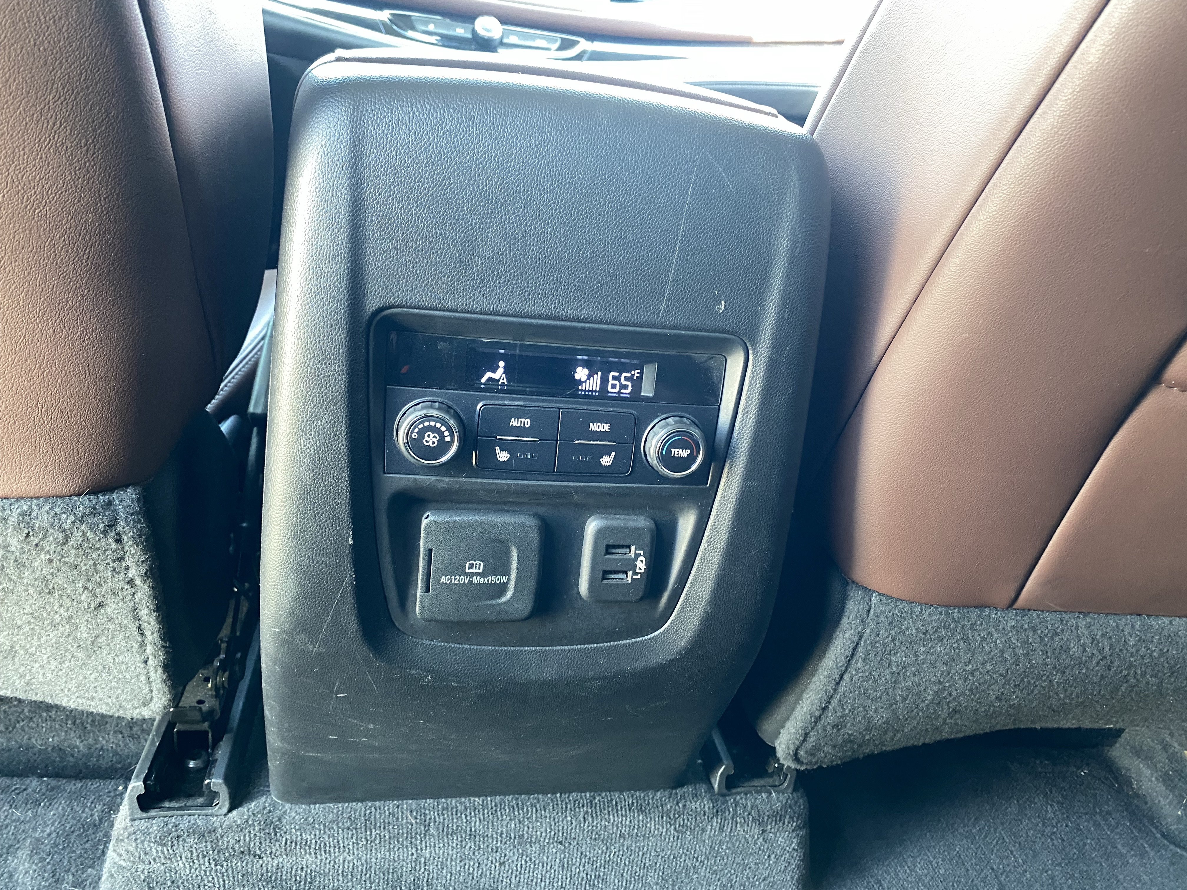 Used 2020 Buick Enclave Avenir w/ Avenir Technology Package AWD/4WD image 16