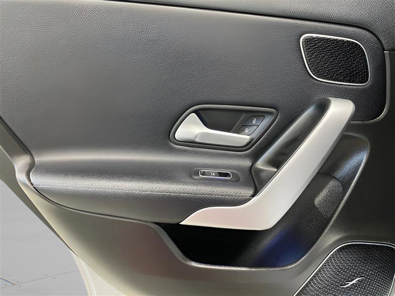 Used 2020 Mercedes-Benz A 220 image 11