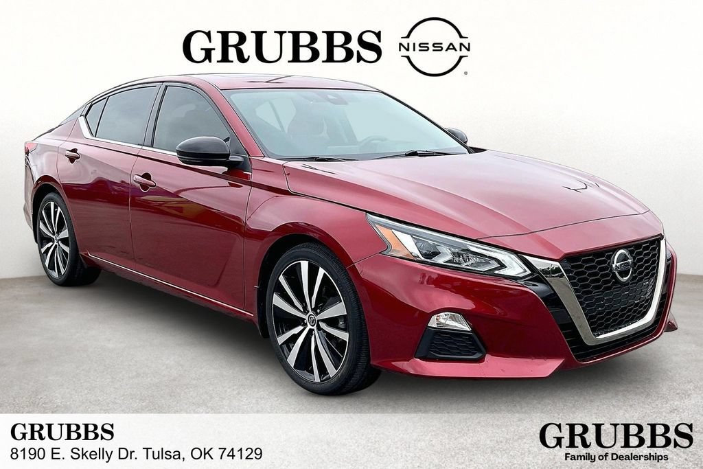Used 2021 Nissan Altima 2.5 SR w/ SR Premium Package FWD image 1