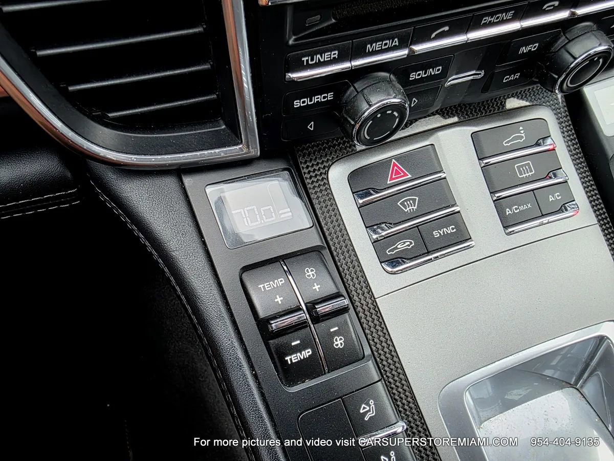 Used 2016 Porsche Panamera GTS image 75