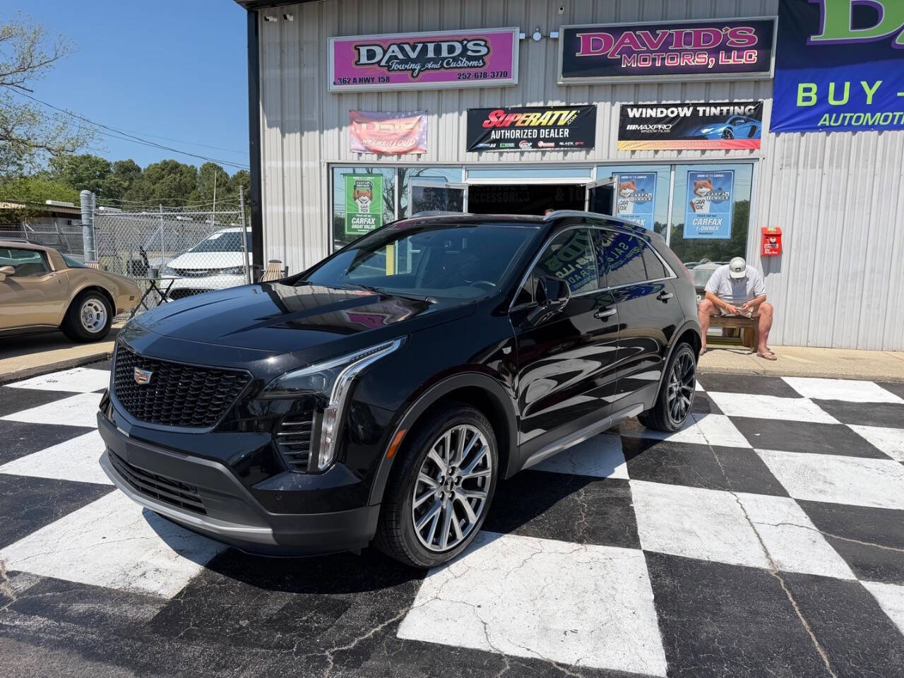 Used 2019 Cadillac XT4 Premium Luxury w/ LPO, Midnight Sport Package image 2
