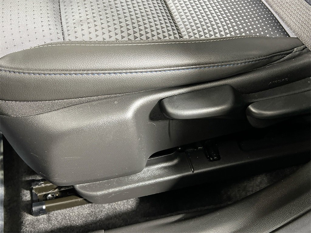 Used 2024 Chevrolet Trax LT image 18