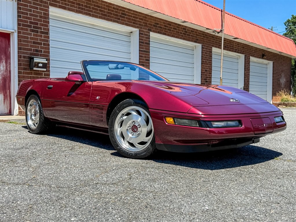 Used 1993 Chevrolet Corvette Convertible RWD image 28