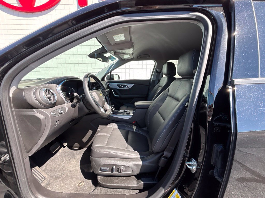 Used 2024 Chevrolet Blazer LT FWD image 4