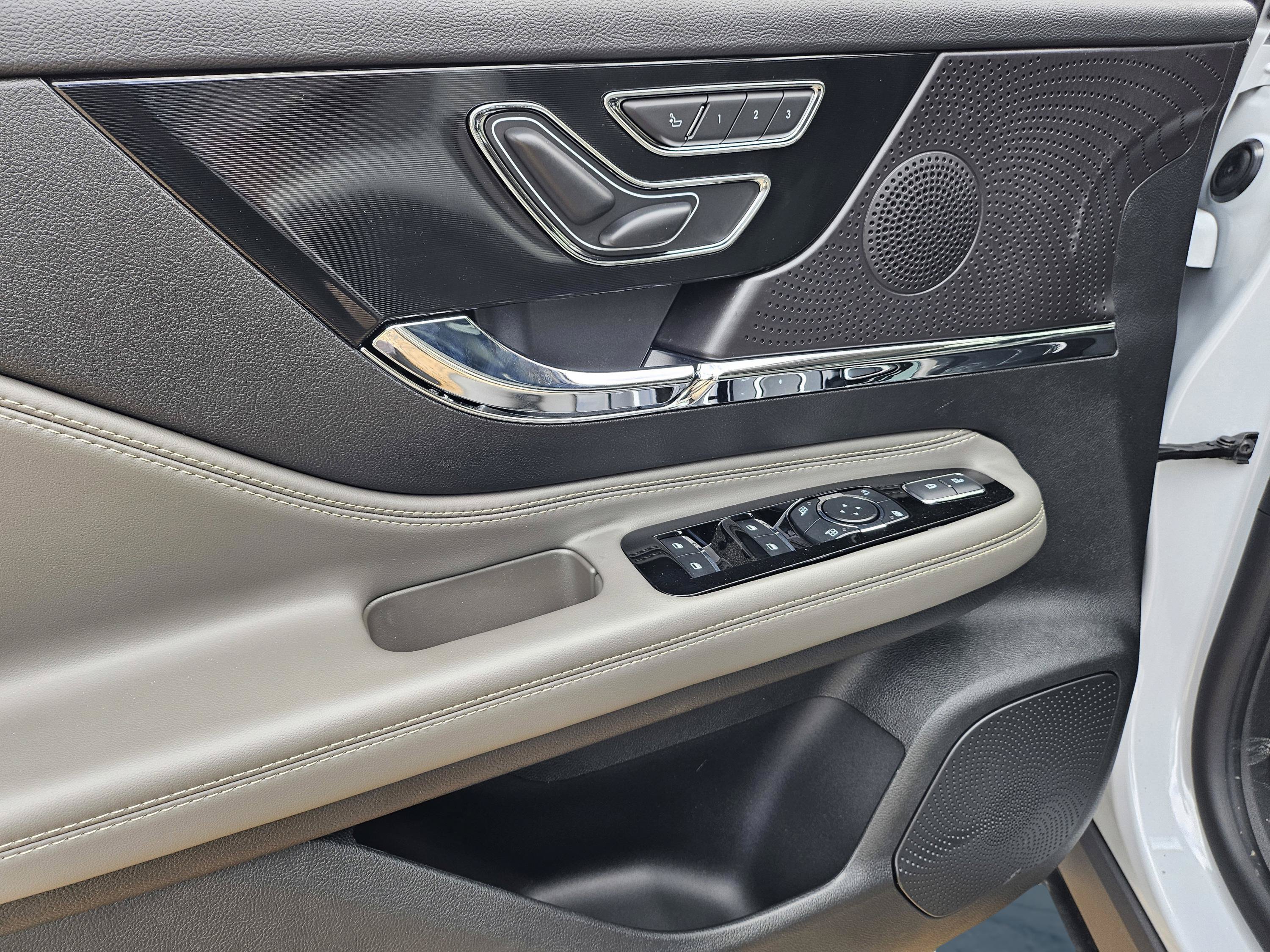 New 2026 Lincoln Corsair Premiere AWD/4WD image 10