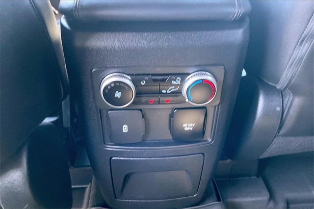 Used 2022 Ford Explorer Platinum w/ Technology Package image 29