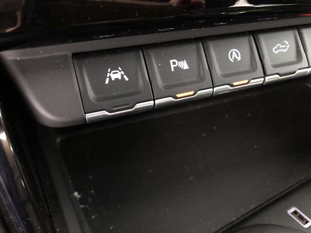 Certified 2023 GMC Sierra 1500 AT4X image 34