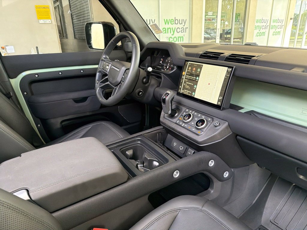 Used 2023 Land Rover Defender 110 75th Limited Edition AWD/4WD image 30
