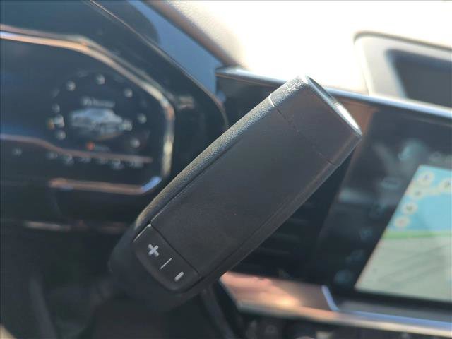 Used 2025 Chevrolet Silverado 1500 LT image 9