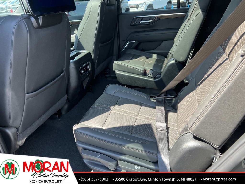 Certified 2025 Chevrolet Tahoe High Country AWD/4WD image 15