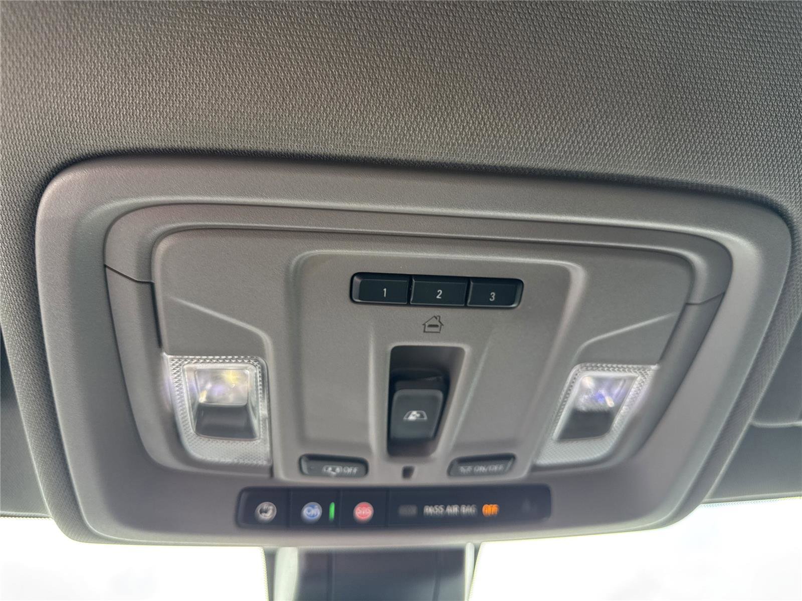 Used 2021 GMC Sierra 1500 SLT w/ SLT Convenience Package AWD/4WD image 30
