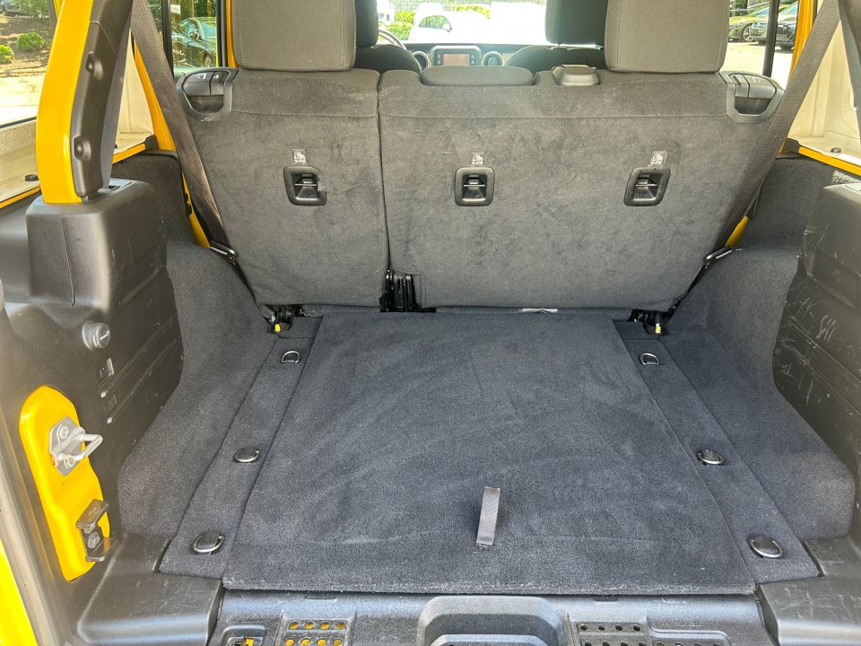 Used 2020 Jeep Wrangler Unlimited Sport S AWD/4WD image 15