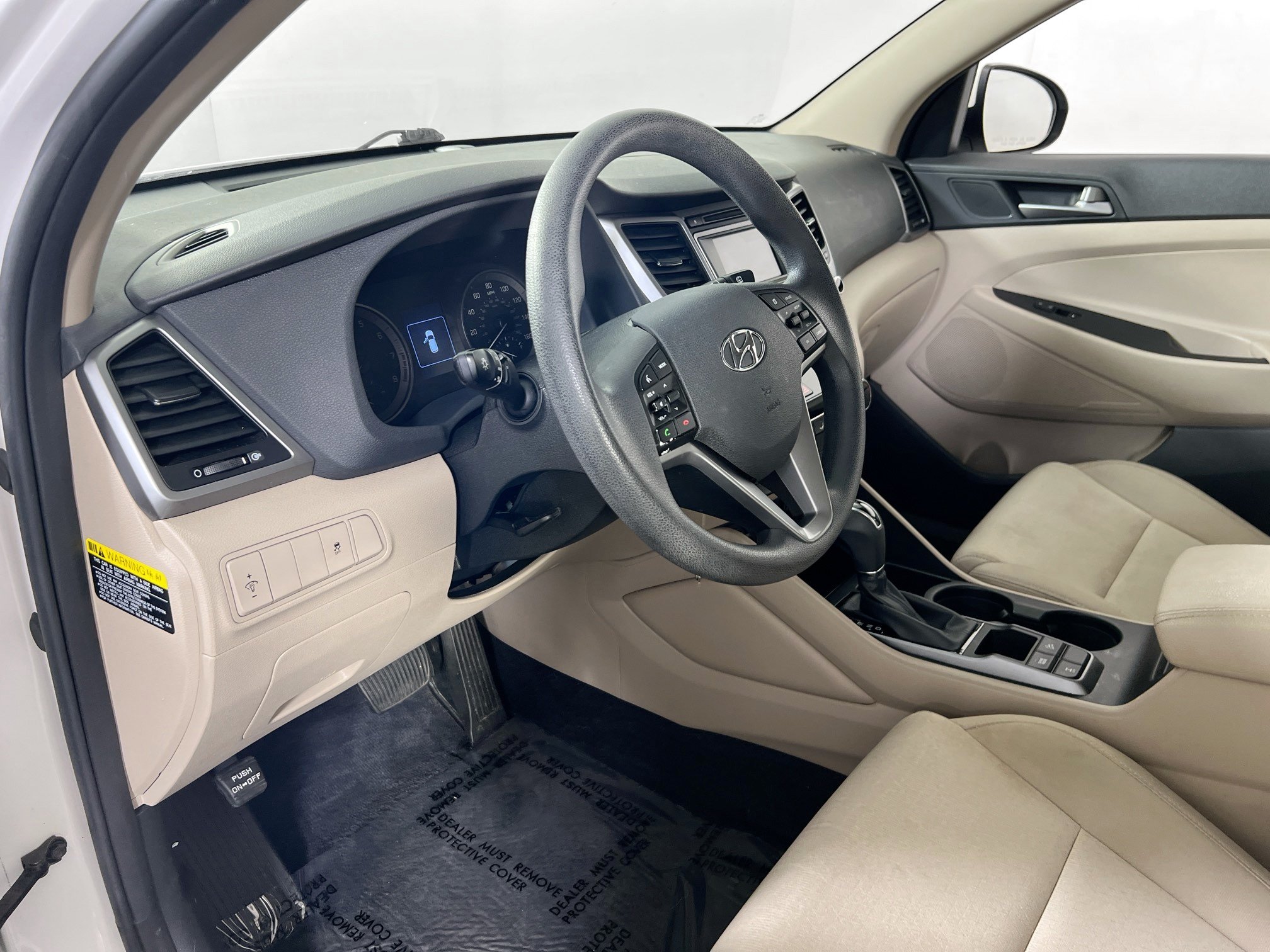 Used 2017 Hyundai Tucson SE AWD/4WD image 9