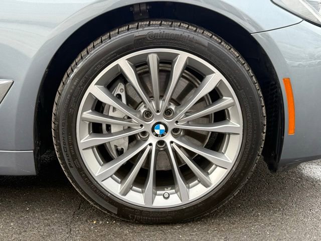 Used 2022 BMW 540i xDrive w/ Premium Package image 20