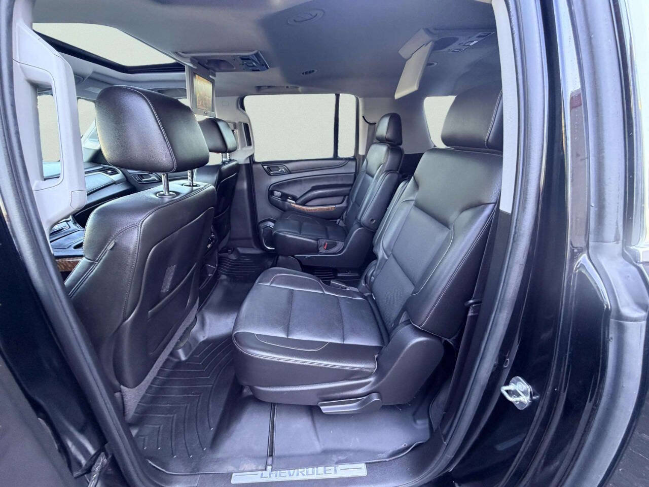 Used 2015 Chevrolet Suburban LTZ AWD/4WD image 21