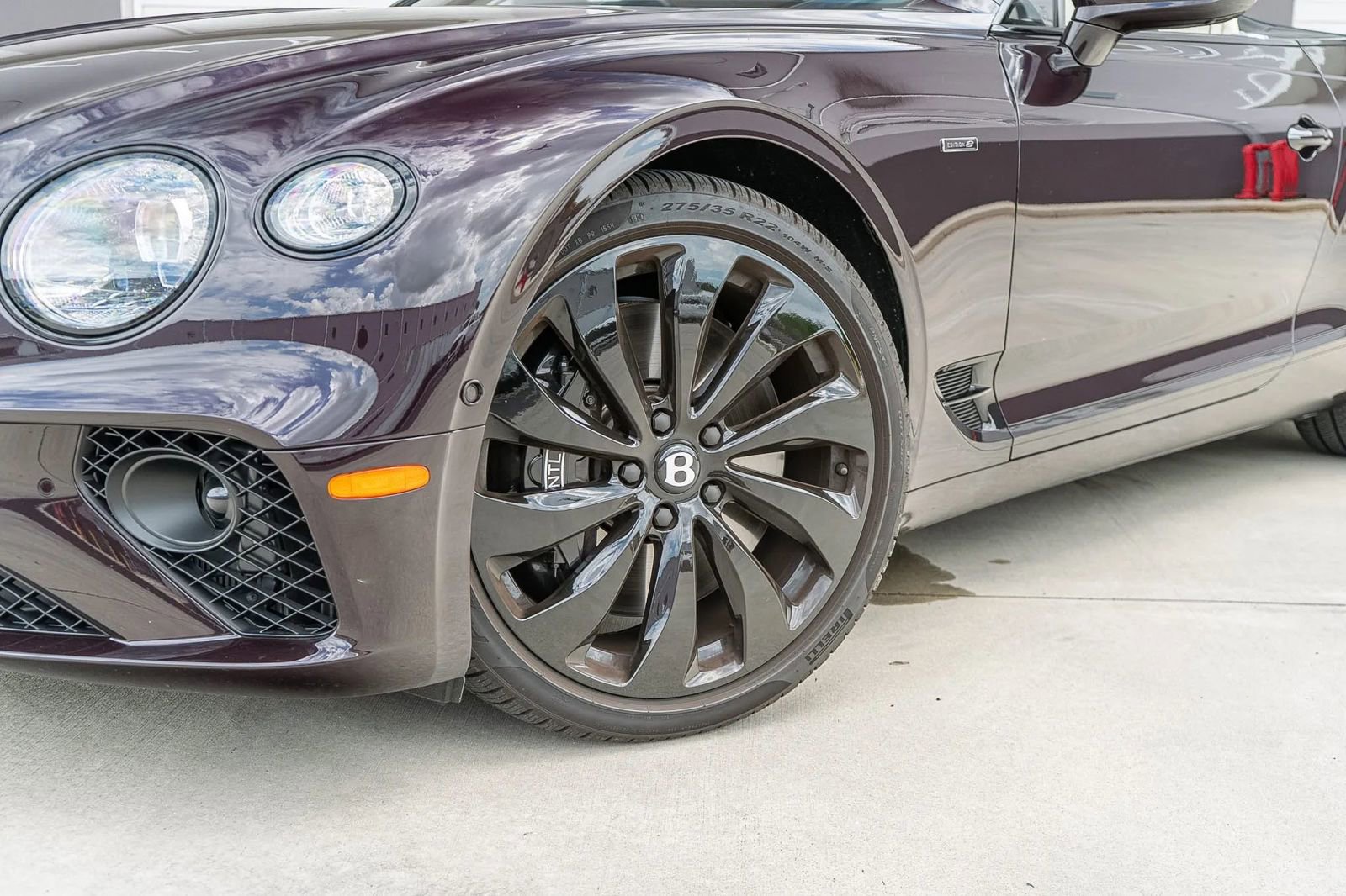 Used 2024 Bentley Continental GT V8 AWD/4WD image 22