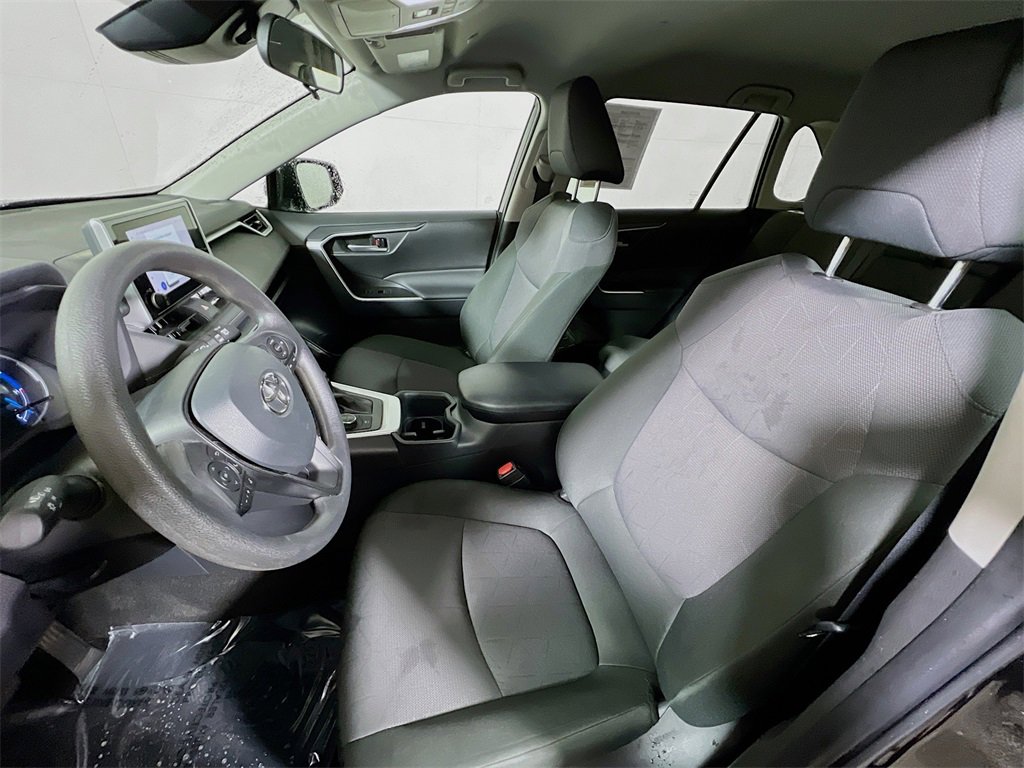 Certified 2025 Toyota RAV4 XLE image 19