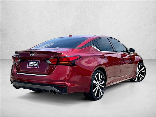Used 2022 Nissan Altima 2.5 SR FWD image 2
