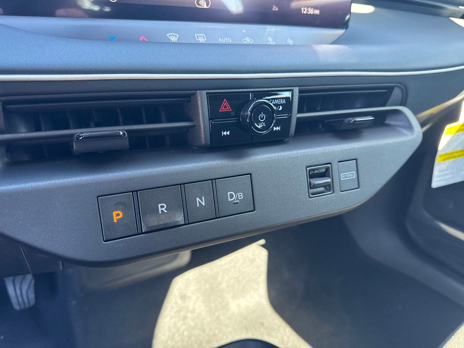 New 2026 Nissan Leaf image 20