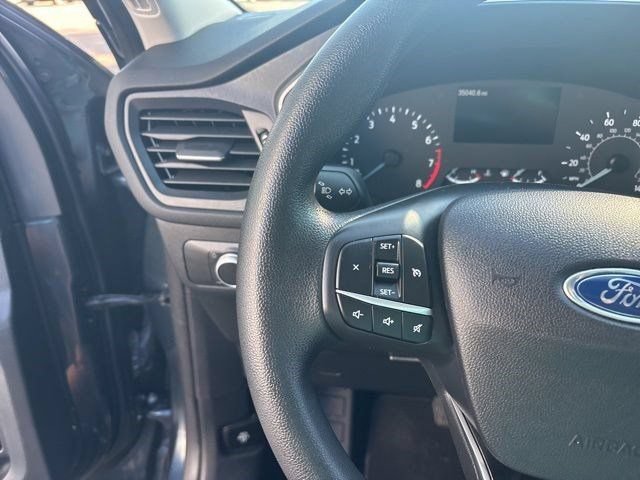 Used 2022 Ford Escape SE FWD image 17