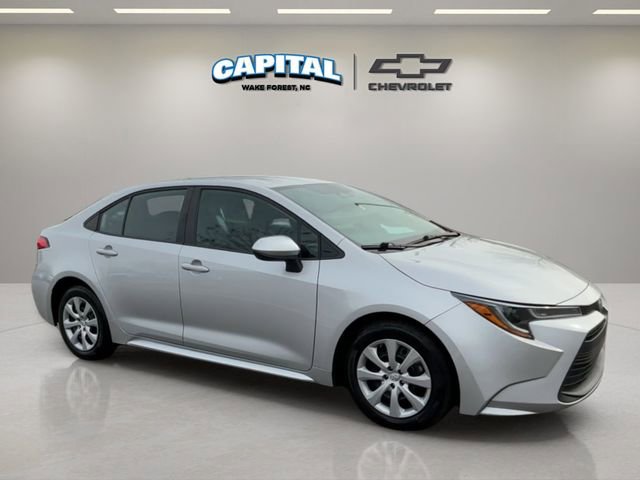Used 2023 Toyota Corolla LE image 7