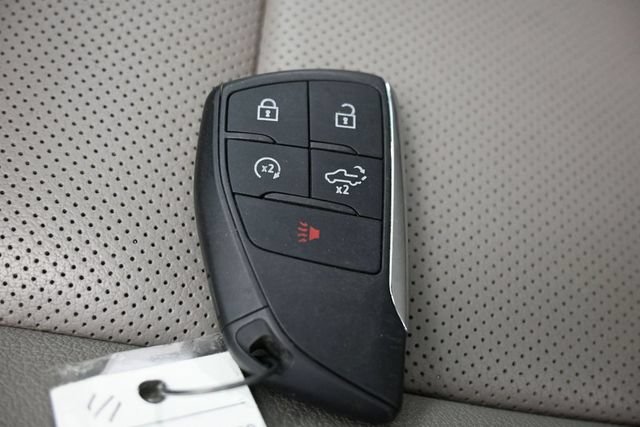 Used 2025 Chevrolet Silverado 1500 LTZ w/ LTZ Premium Package AWD/4WD image 26