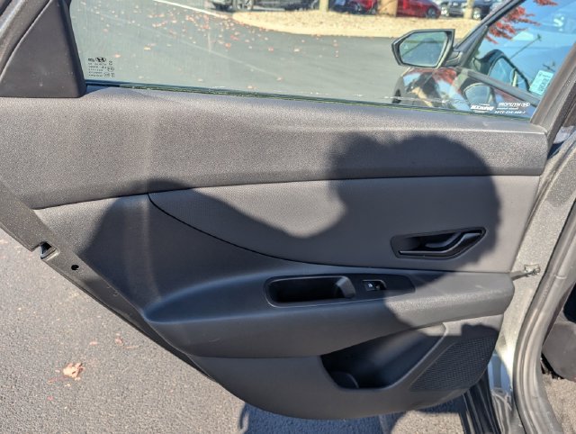 Certified 2025 Hyundai Elantra SEL FWD image 10