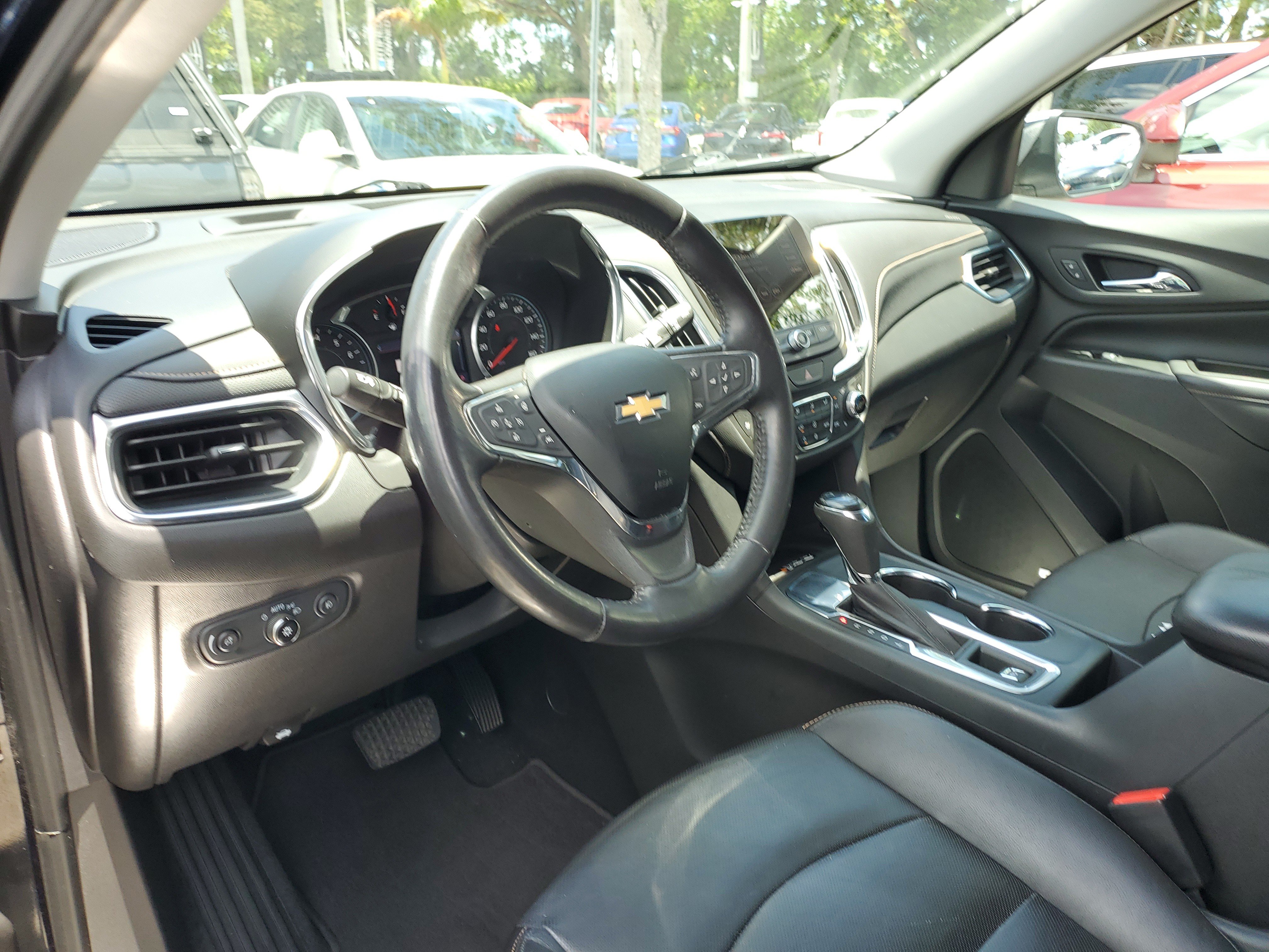 Used 2021 Chevrolet Equinox Premier FWD image 11
